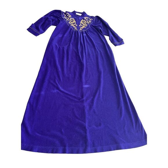 Vintage Vanity Fair Full Length Robe Nightgown made in USA - Picture 1 of 6